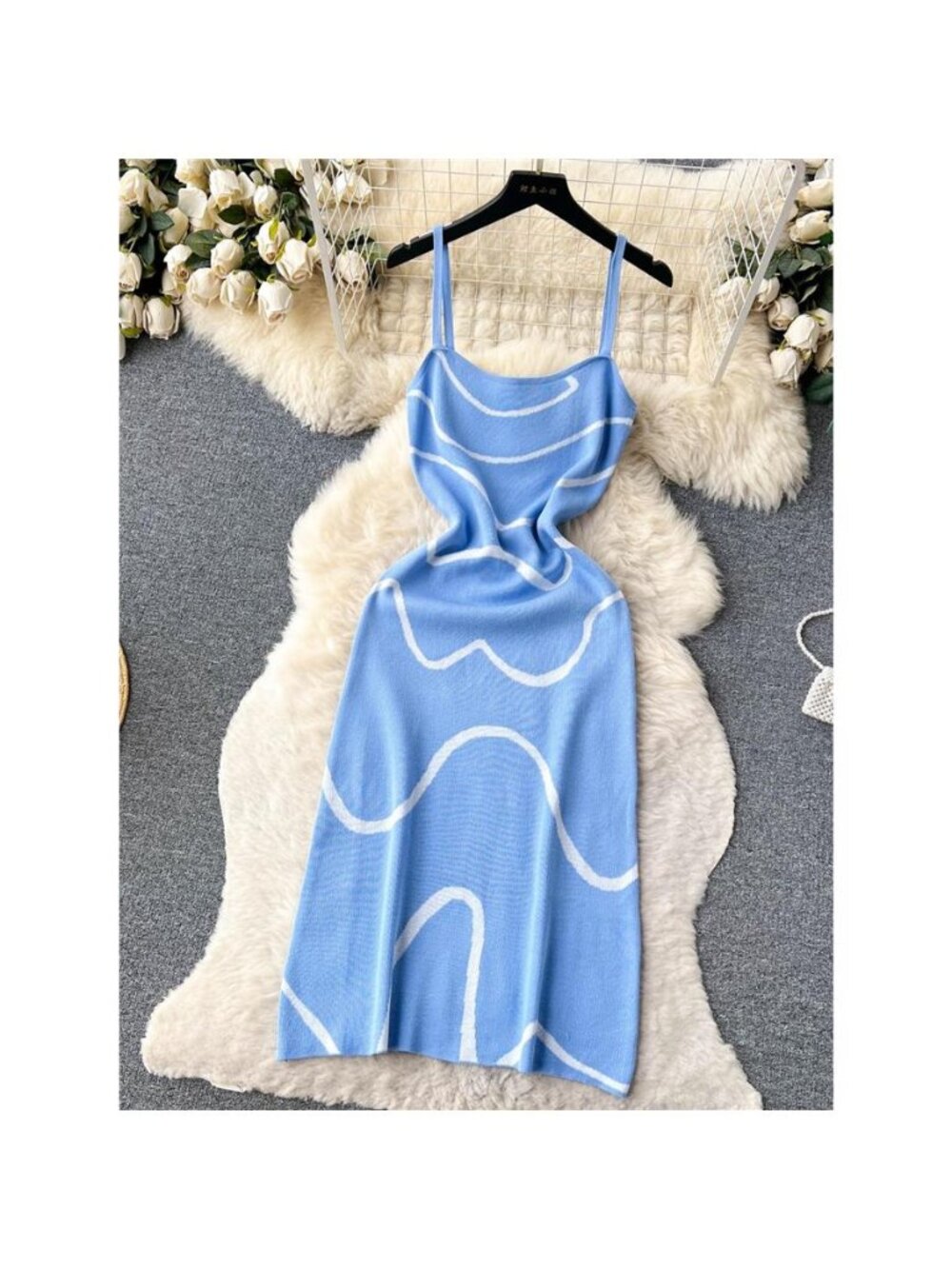 Wave Pattern Knit Midi Dress
